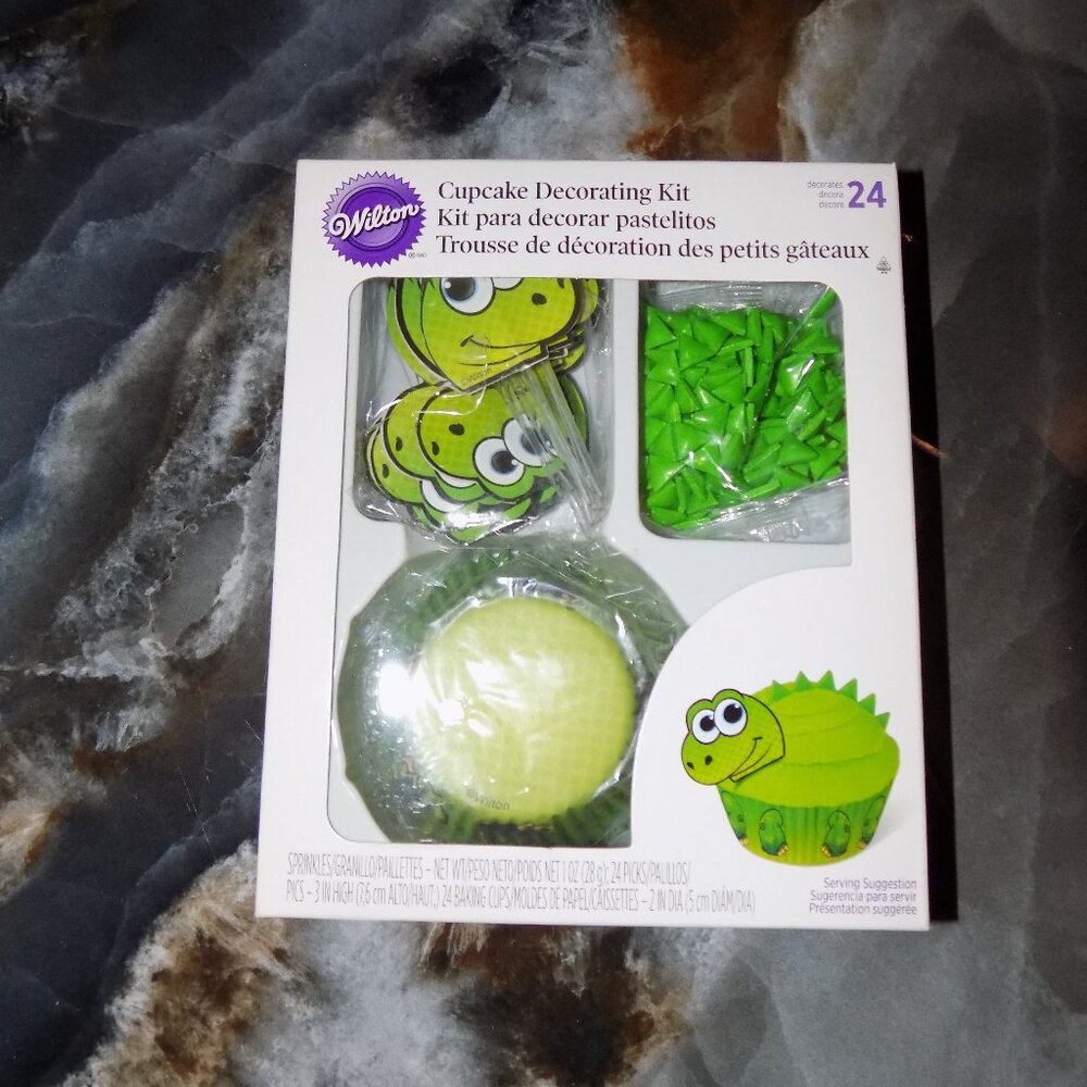 Wilton Dinosaur Cupcake Decorating Kit Decorates 24 NEW